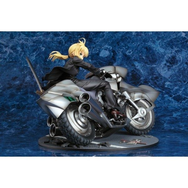 Fate/zero - Saber & Saber Motored Cuirassier | Aus-Anime